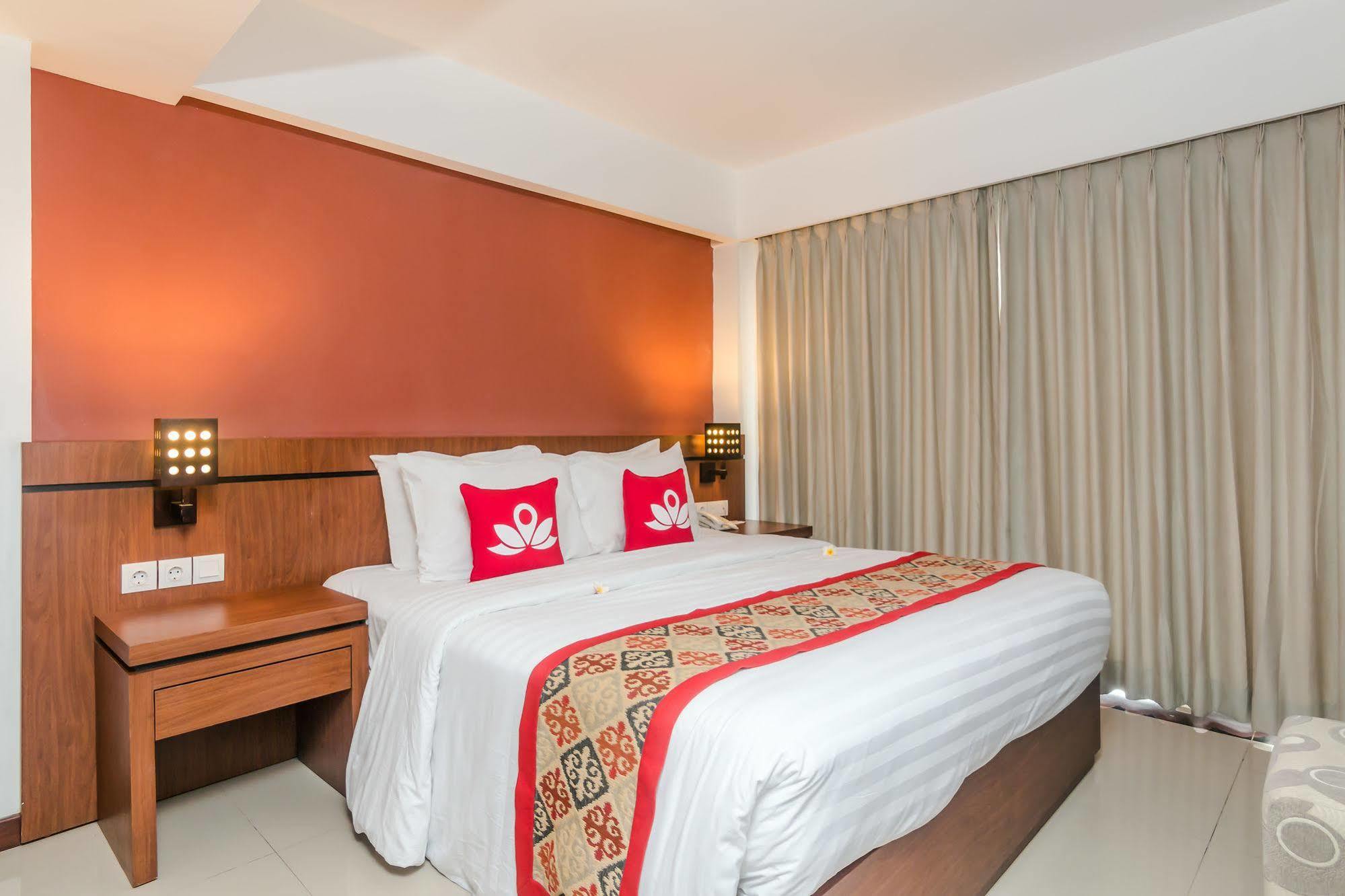 Zen Rooms Seminyak Pangkung Sari Buitenkant foto